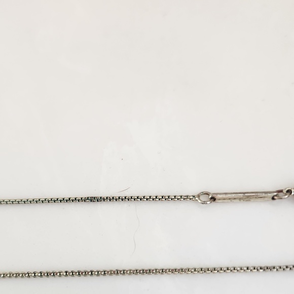 Kendra Scott set Cami and Camelia in white kyocera opal and gold, preloved - Picture 7 of 10